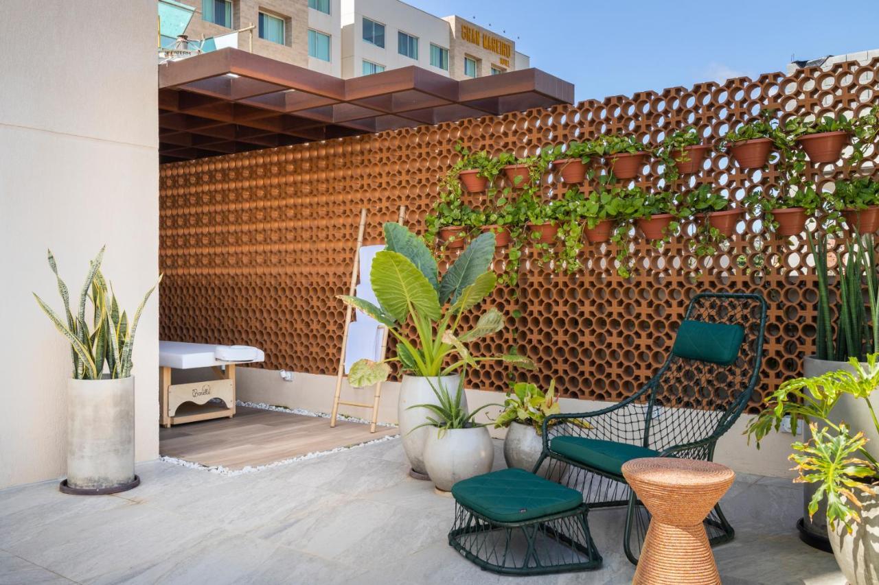 Gran Mareiro Hotel Fortaleza  Luaran gambar A rooftop garden in Mexico City