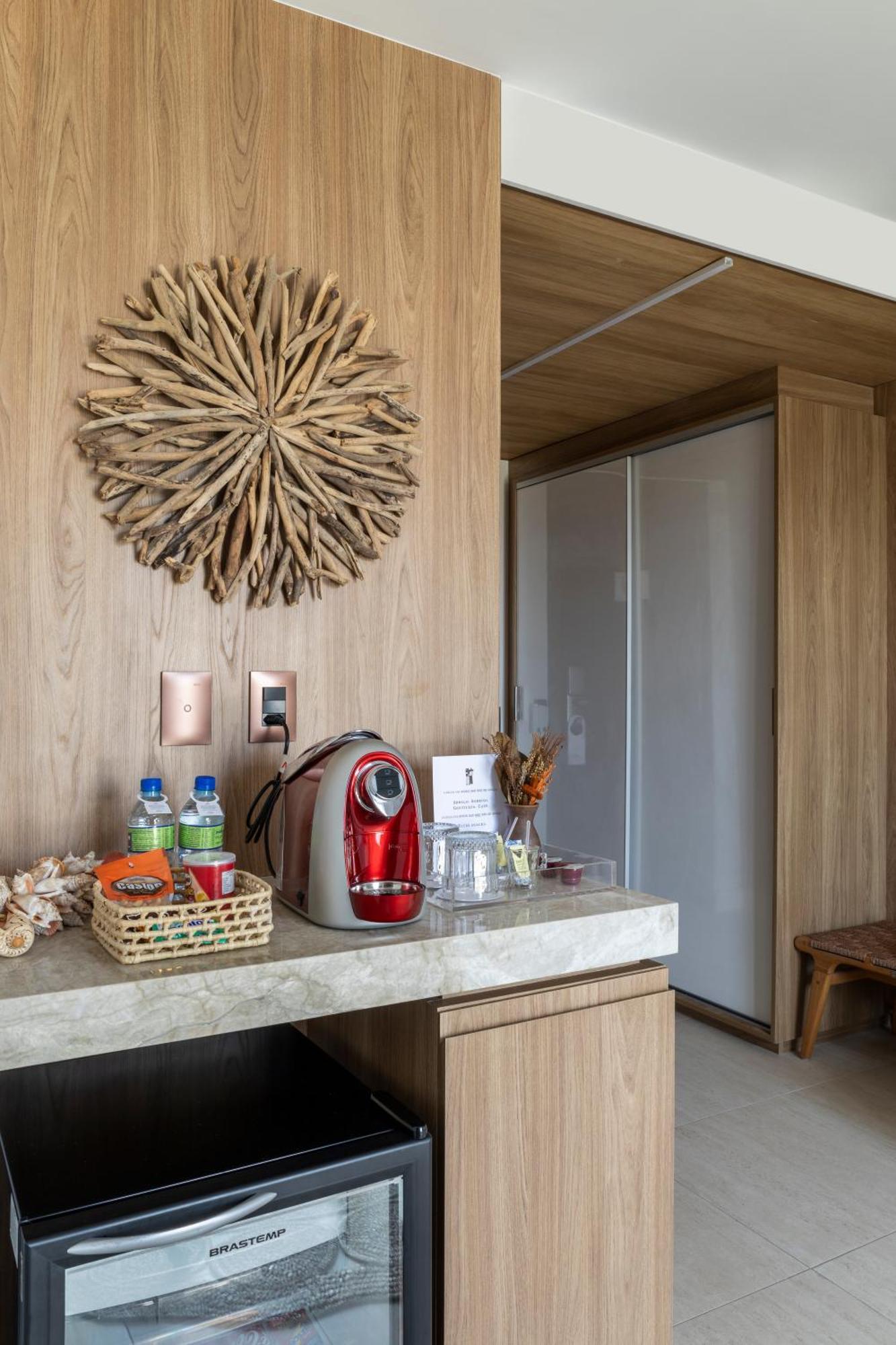 Gran Mareiro Hotel Fortaleza  Bilik gambar A Nespresso coffee machine in a hotel room